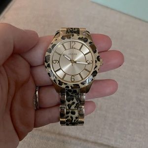 GUESS leopard and gold chain link watch